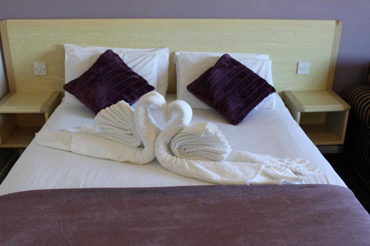 Redwings Lodge Dunstable Eksteriør billede